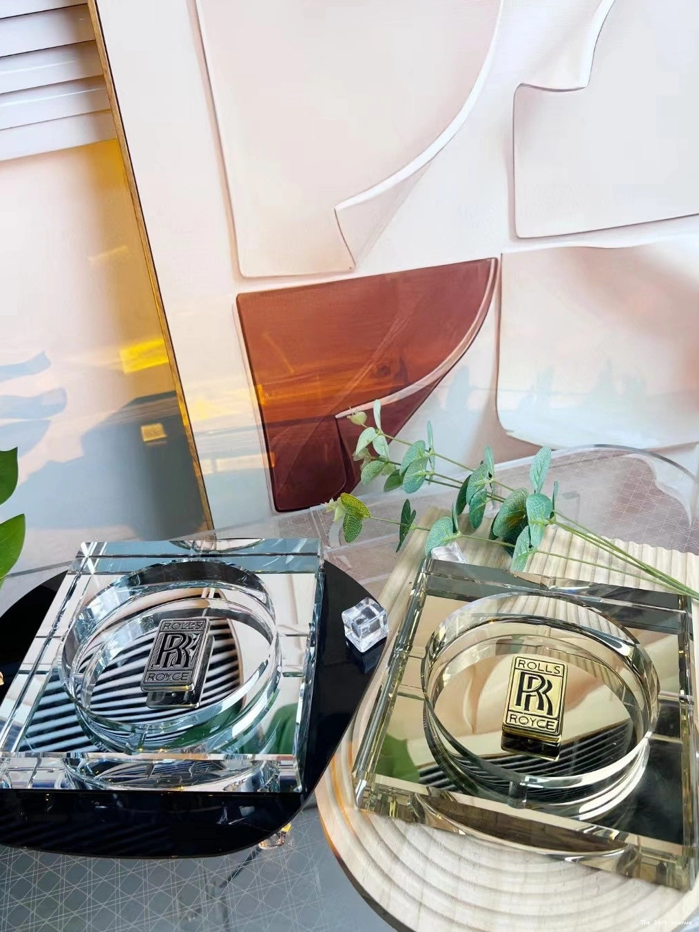 SQUARE ROLLS ROYCE ASHTRAY 0808